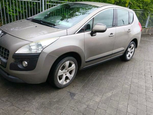 Peugeot 3008 MPV, Diesel, 2013, Grey
