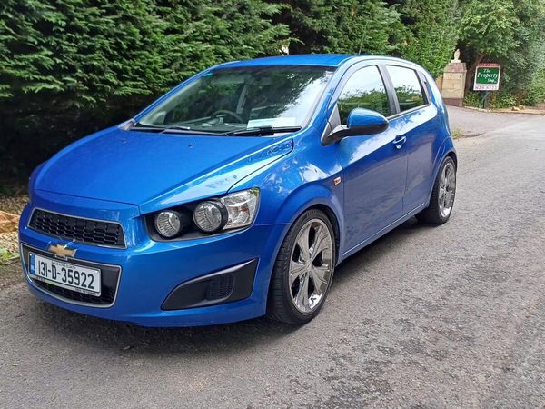 Chevrolet Aveo Hatchback, Petrol, 2013, Blue