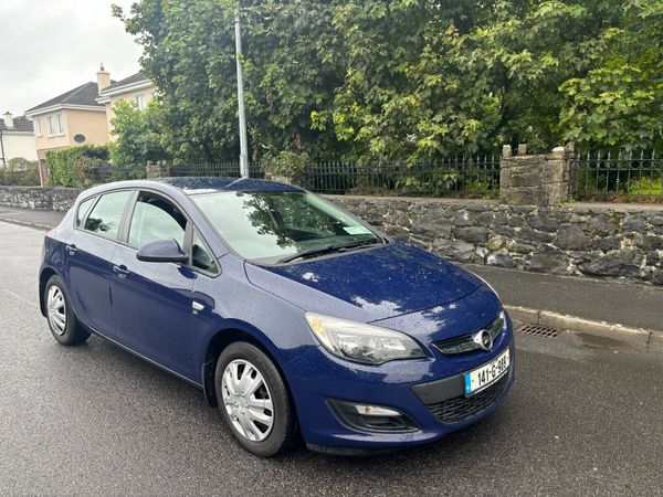 Opel Astra MPV, Petrol, 2014, Blue