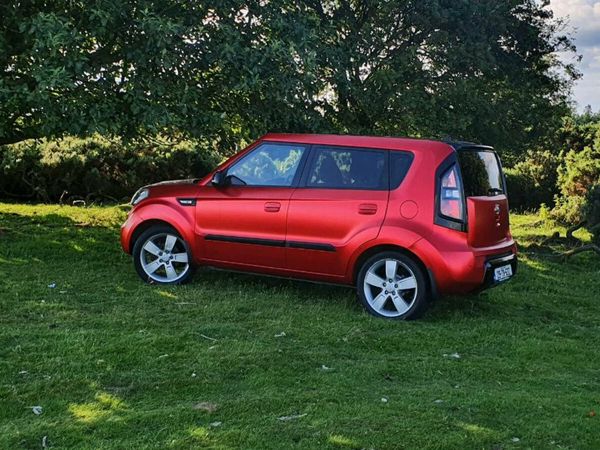 Kia Soul Hatchback, Diesel, 2009, Black