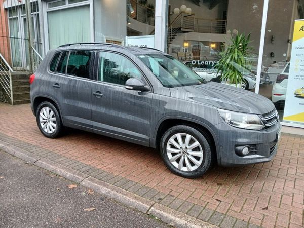 Volkswagen Tiguan SUV, Diesel, 2015, Grey