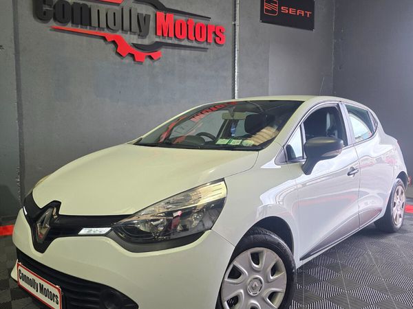 Renault Clio Hatchback, Petrol, 2013, White