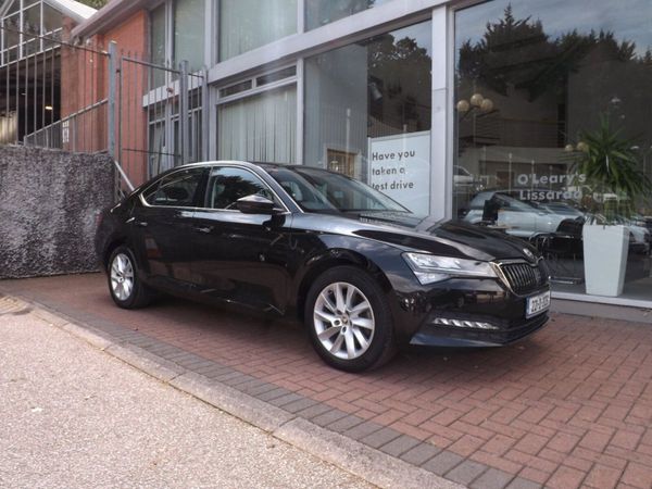 Skoda Superb Saloon, Diesel, 2022, Black
