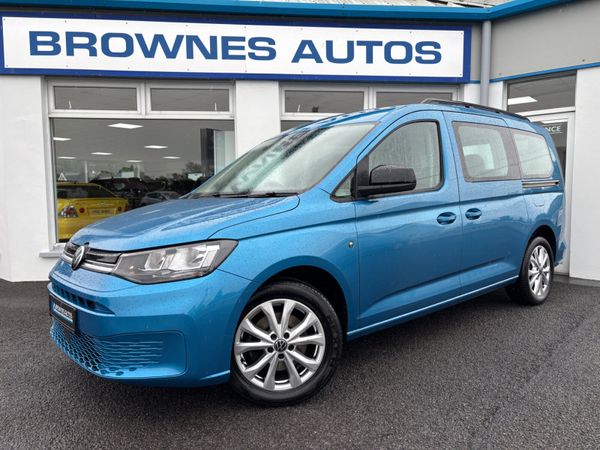 Volkswagen Caddy Maxi Life MPV, Diesel, 2022, Blue