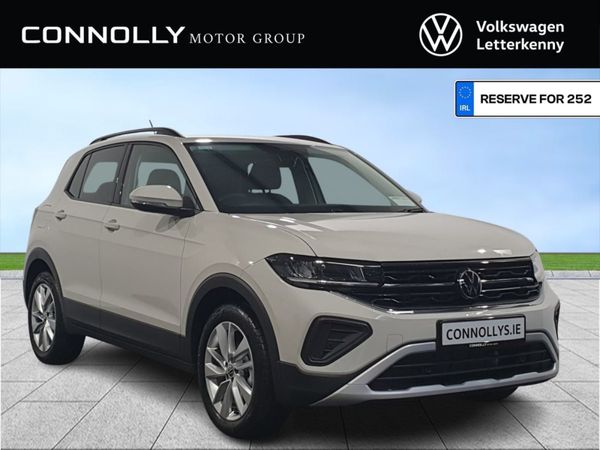 Volkswagen T-Cross Crossover, Petrol, 2025, Beige