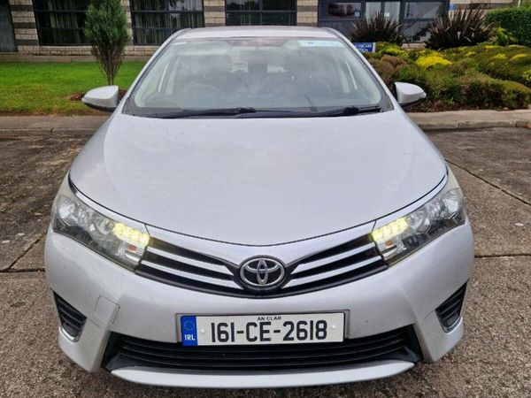 Toyota Corolla Saloon, Diesel, 2016, Silver