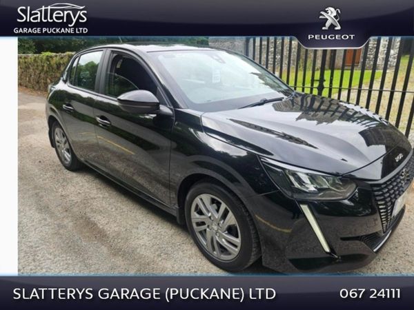 Peugeot 208 Hatchback, Petrol, 2021, Black