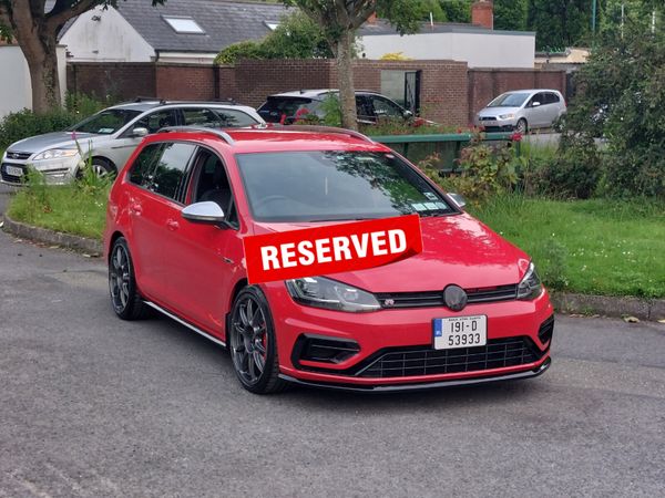 Volkswagen Golf Estate, Petrol, 2019, Red