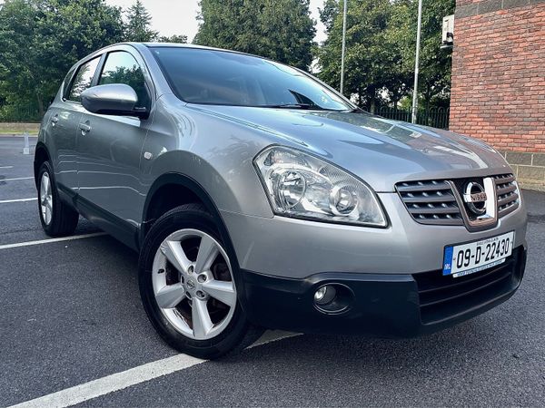 Nissan Qashqai Hatchback, Diesel, 2009, Brown