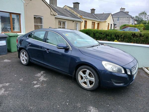 Volvo S60 Saloon, Diesel, 2012, Blue