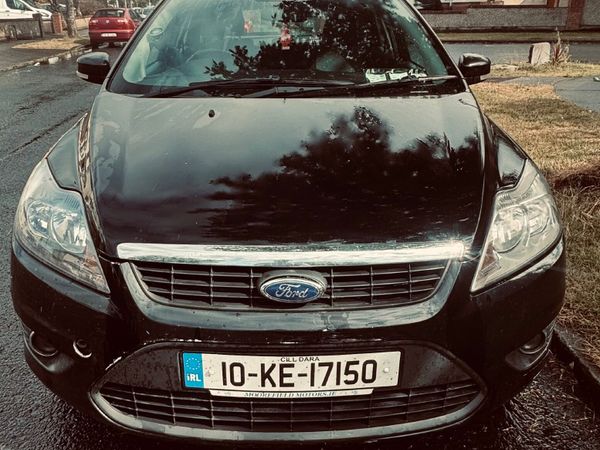 Ford Focus Hatchback, Petrol, 2010, Black