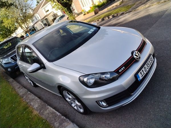 Volkswagen Golf Hatchback, Petrol, 2011, Silver