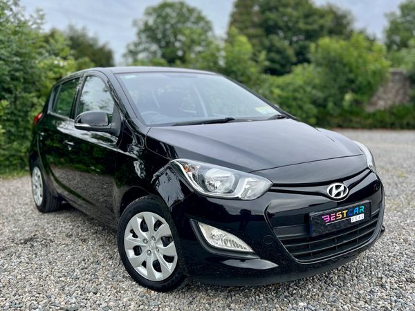 Hyundai i20 Hatchback, Diesel, 2013, Black