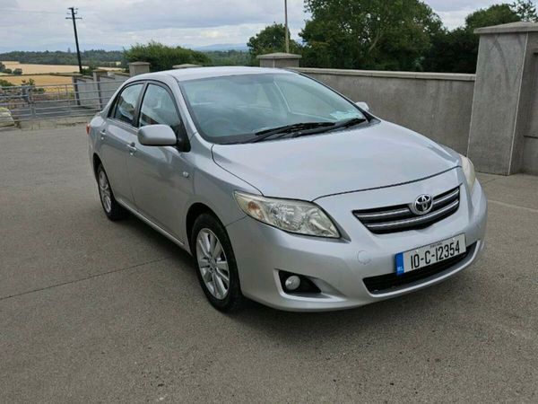 Toyota Corolla Saloon, Petrol, 2010, Silver