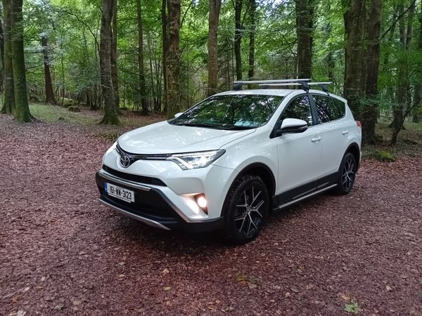 Toyota RAV4 SUV, Diesel, 2016, White