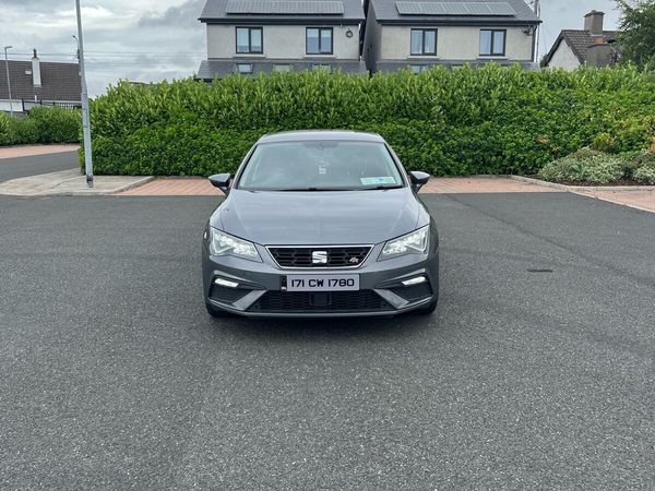 SEAT Leon Hatchback, Diesel, 2017, Grey