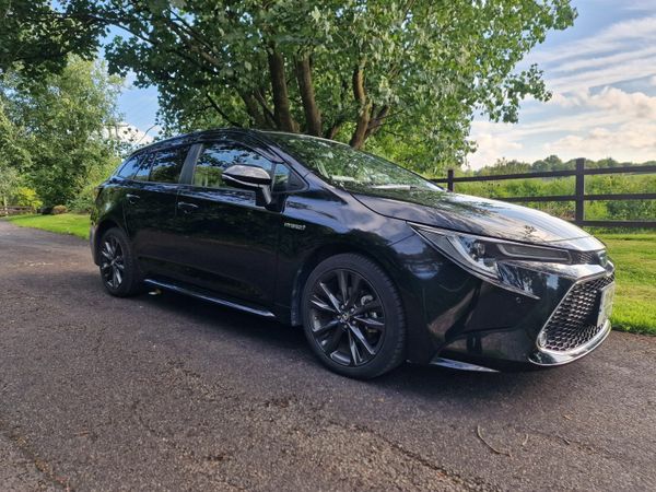 Toyota Corolla Estate, Petrol Hybrid, 2020, Black