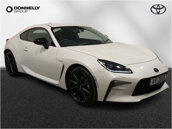 Toyota GR86 Coupe, Petrol, 2023, White