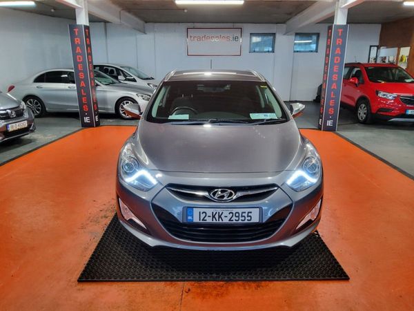 Hyundai i40 Estate, Diesel, 2012, Silver