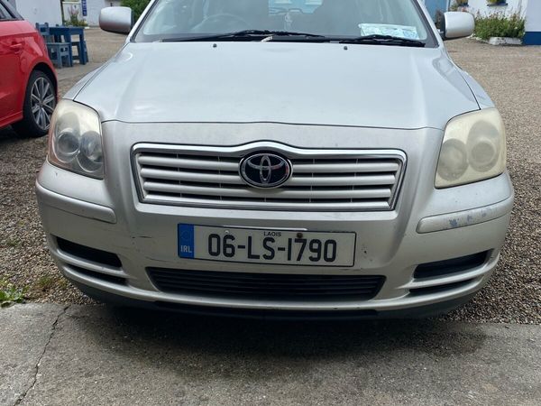 Toyota Avensis Hatchback, Petrol, 2006, Silver