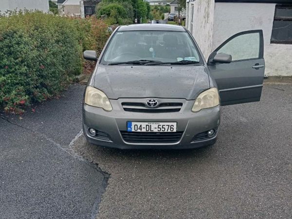 Toyota Corolla Hatchback, Petrol, 2004, Grey
