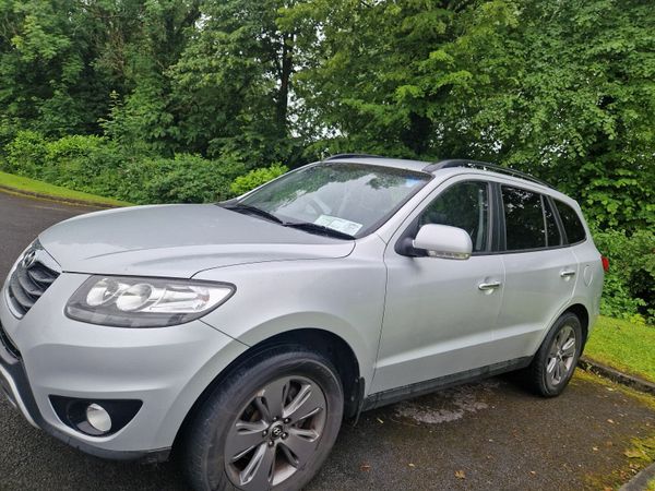 Hyundai Santa Fe SUV, Diesel, 2012, Silver