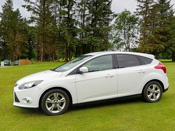 Ford Focus Hatchback, Diesel, 2012, White