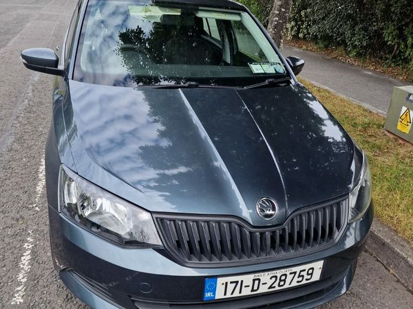Skoda Fabia Hatchback, Petrol, 2017, Grey