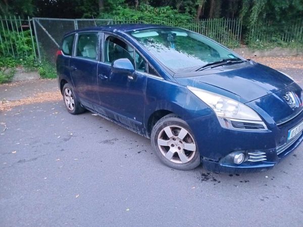 Peugeot 5008 MPV, Diesel, 2010, Blue