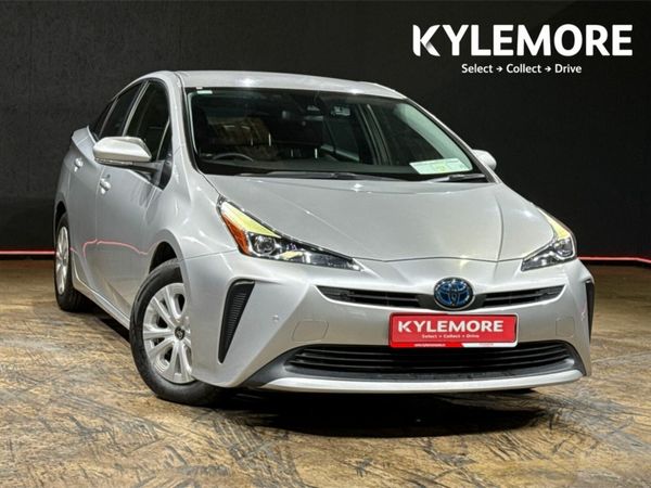 Toyota Prius Hatchback, Petrol Hybrid, 2021, Silver
