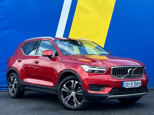 Volvo XC40 SUV, Petrol Plug-in Hybrid, 2022, Red
