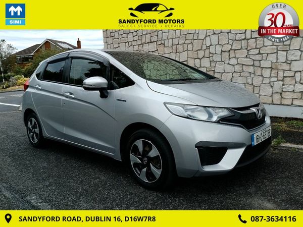 Honda Fit Hatchback, Petrol Hybrid, 2016, Silver