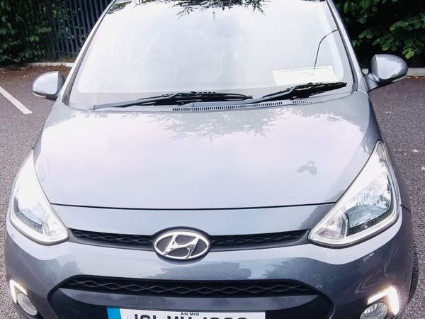Hyundai i10 Hatchback, Petrol, 2016, Grey