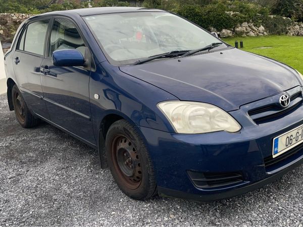 Toyota Corolla Hatchback, Petrol, 2006, Blue
