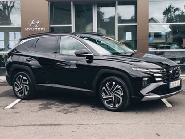 Hyundai Tucson SUV, Petrol Plug-in Hybrid, 2025, Phantom Black