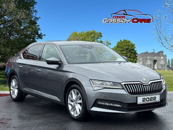 Skoda Superb Hatchback, Diesel, 2022, Grey