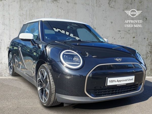 Mini Cooper Hatchback, Electric, 2025, Black