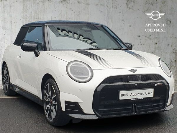 Mini Cooper Hatchback, Electric, 2025, White