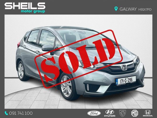 Honda Jazz Hatchback, Petrol, 2017, Grey