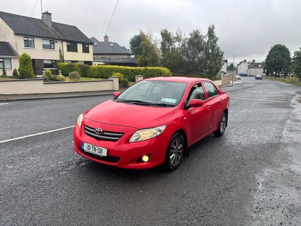 Toyota Corolla Saloon, Diesel, 2010, Red