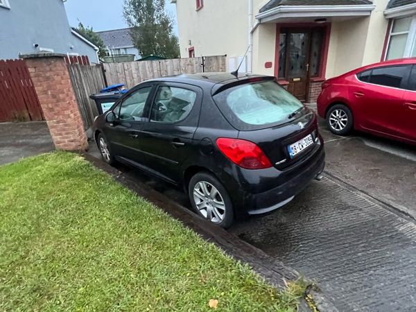 Peugeot 207 Hatchback, Diesel, 2008, Black