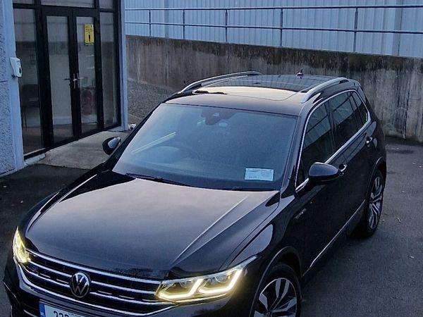 Volkswagen Tiguan SUV, Diesel, 2022, Black