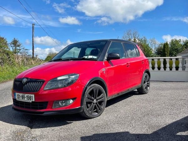 Skoda Fabia Hatchback, Diesel, 2013, Red