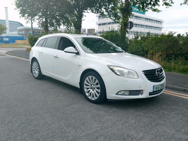 Opel Insignia Estate, Diesel, 2011, White