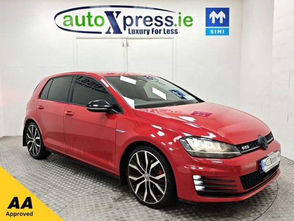 Volkswagen Golf Hatchback, Diesel, 2015, Red