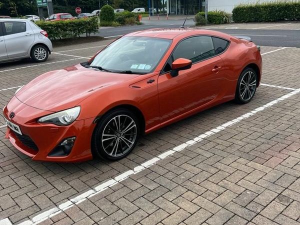 Toyota GT86 Coupe, Petrol, 2012, Orange