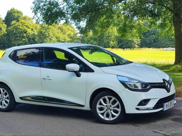 Renault Clio Hatchback, Petrol, 2019, White