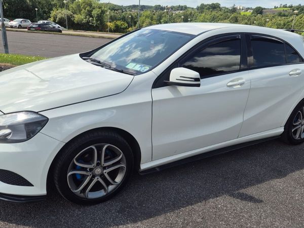 Mercedes-Benz A-Class Hatchback, Diesel, 2013, White