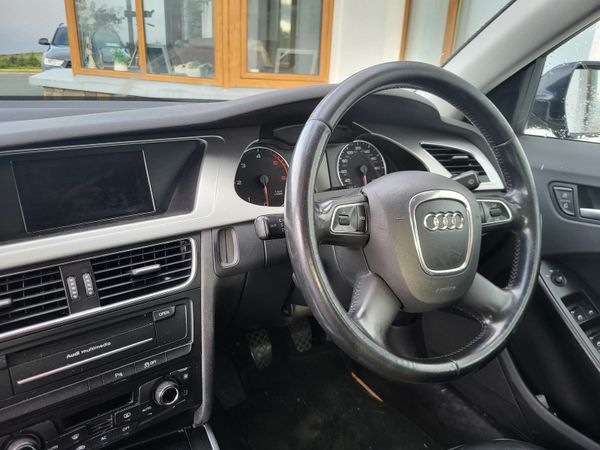Audi A4 Saloon, Diesel, 2011, Blue