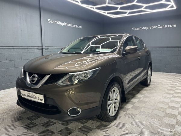 Nissan Qashqai MPV, Diesel, 2015, Beige